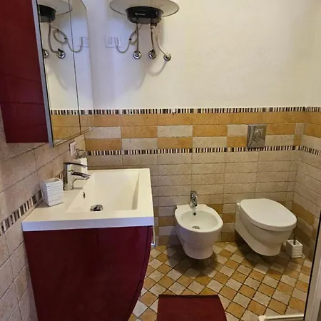 A 50 Mt Dal Mare Casa de Férias Porto San Paolo (Sardinia)