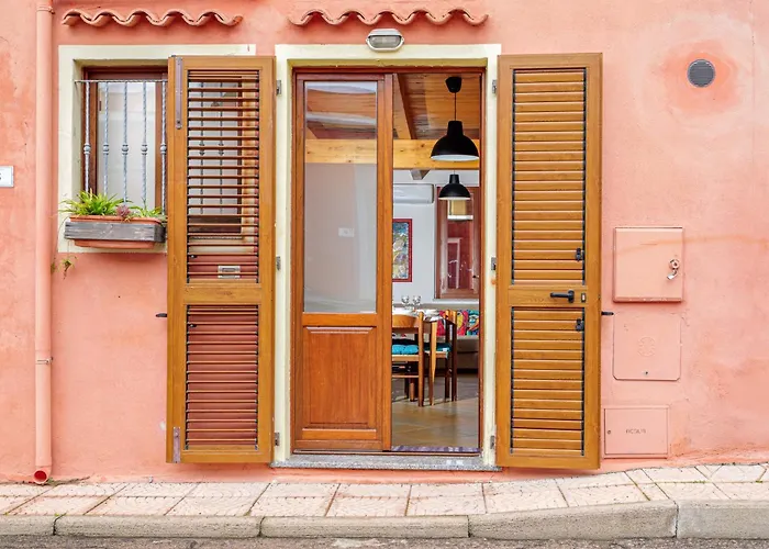 A 50 Mt Dal Mare Vakantiehuis Porto San Paolo (Sardinia)